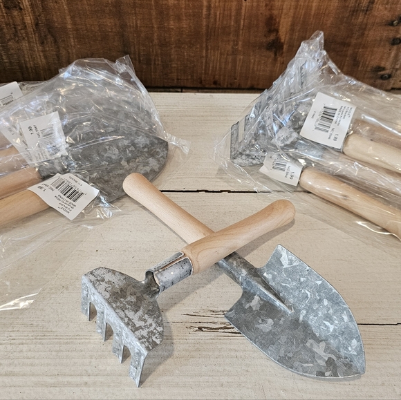 Unsigned Other - Set of 12 Mini Metal/Wood Gardening Tools (6 Rakes/6 Shovels) 6.5 - 8.5" Long